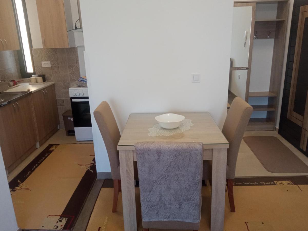 Apartman Ami 乌尔齐尼 外观 照片